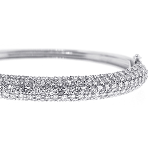 Womens Diamond Bangle Bracelet 18K 